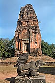 Bakong temple - ancillary towers around the main pyramid with the remains of the nandin bull.